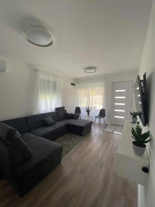 Villa Lipi - Home Away From Home Balatonszárszó Extérieur photo